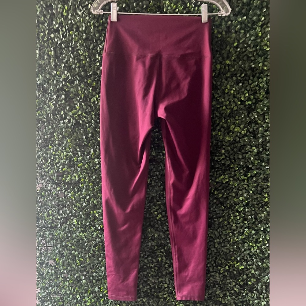 AERIE PLAY SHINE HIGH WAISTED
LEGGING - Picture 3 of 10